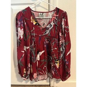 Jaase top Long sleeve Size XS Light flowy‎ material loose fit floral